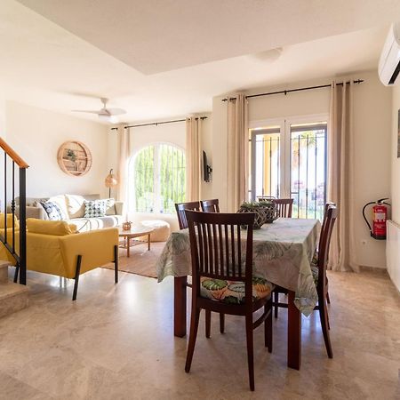הוילה מוטקסאמל Casa La Rosaleda מראה חיצוני תמונה